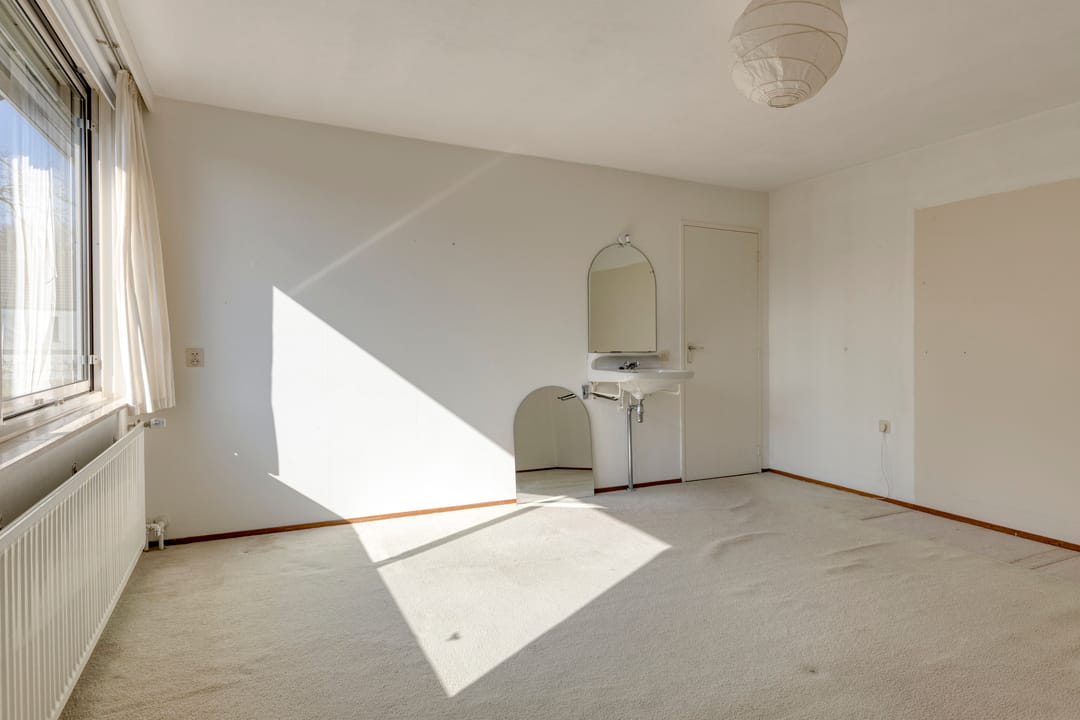 Photo 16 of Van den Wijghaertstraat 5