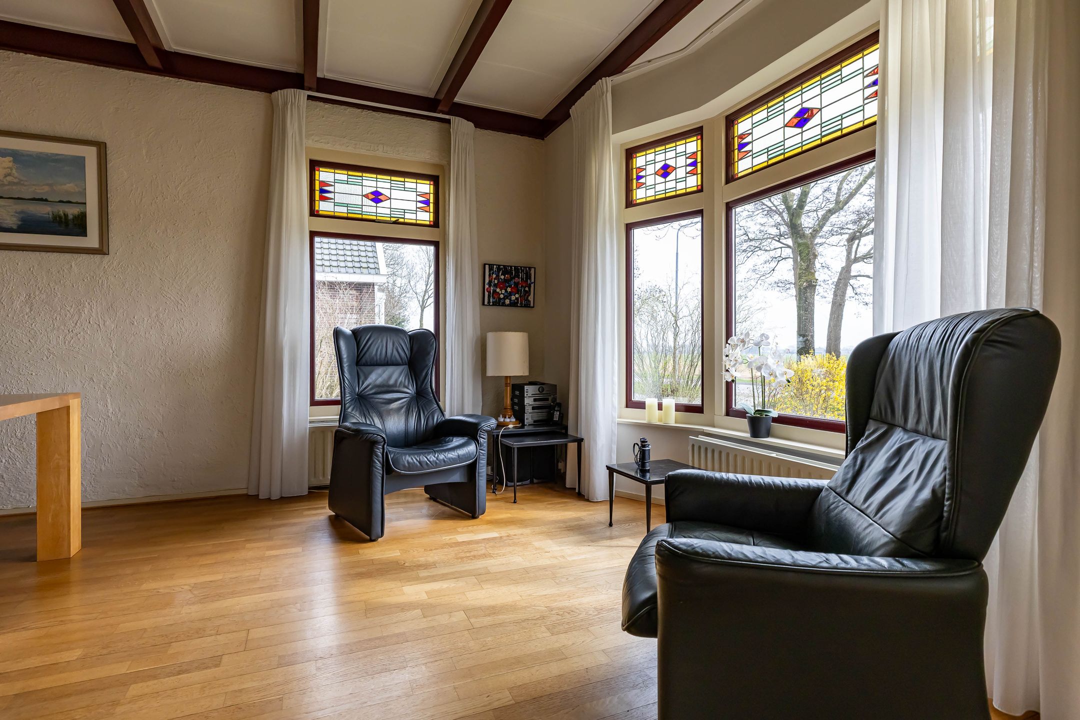 Characteristic detached house with waterfront view in Ten Post — 10