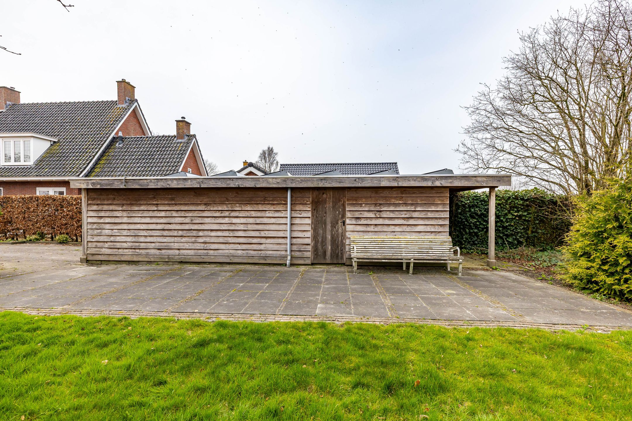 Characteristic detached house with waterfront view in Ten Post — 43