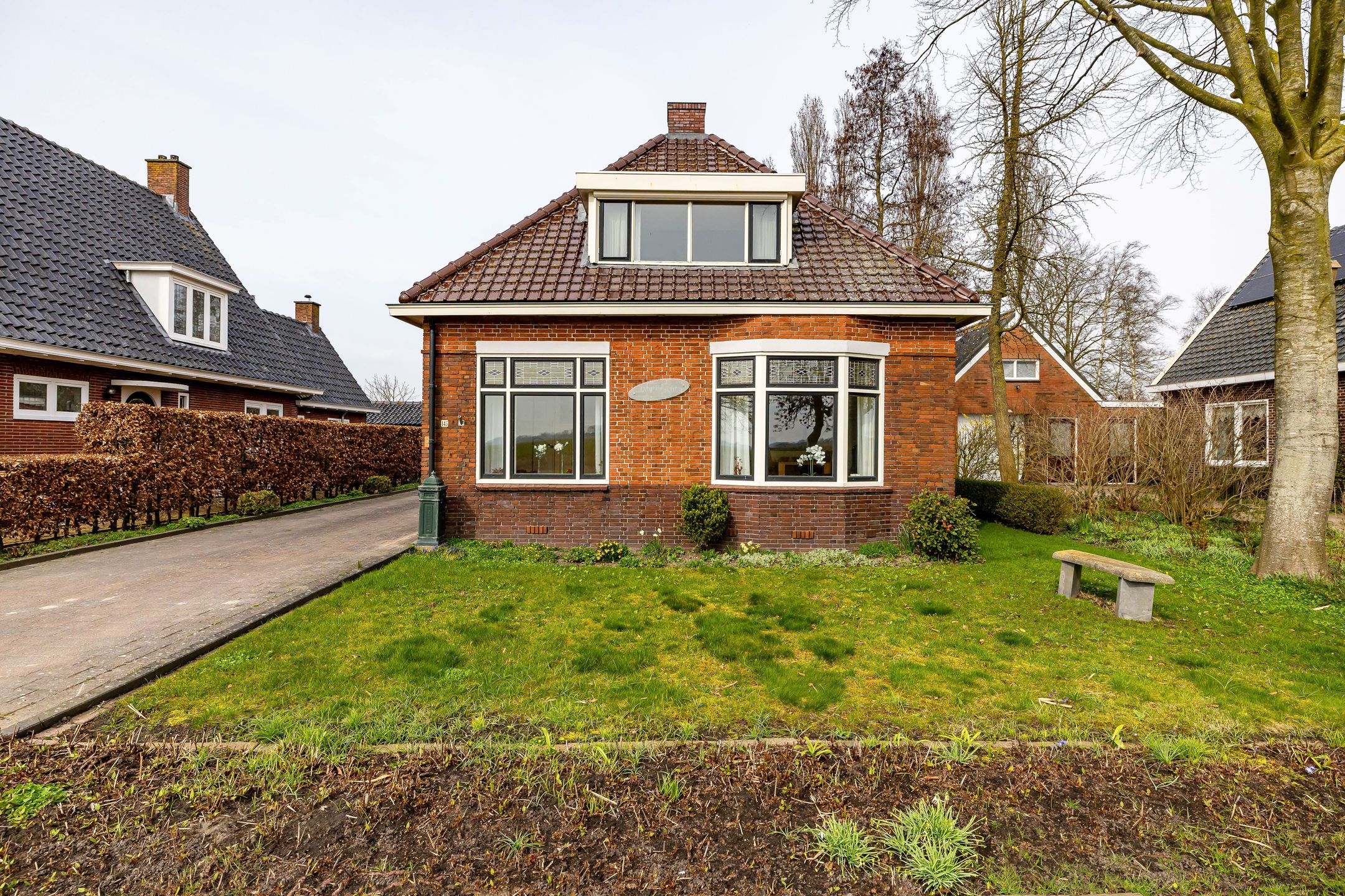 Characteristic detached house with waterfront view in Ten Post — 52