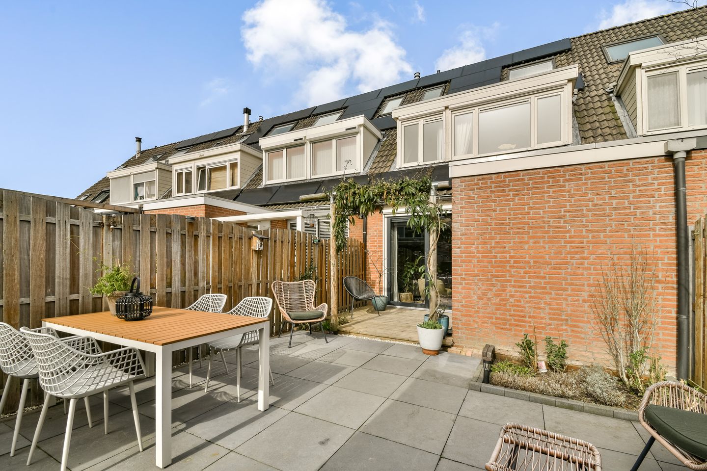 Photo 14 of Olykamp 94