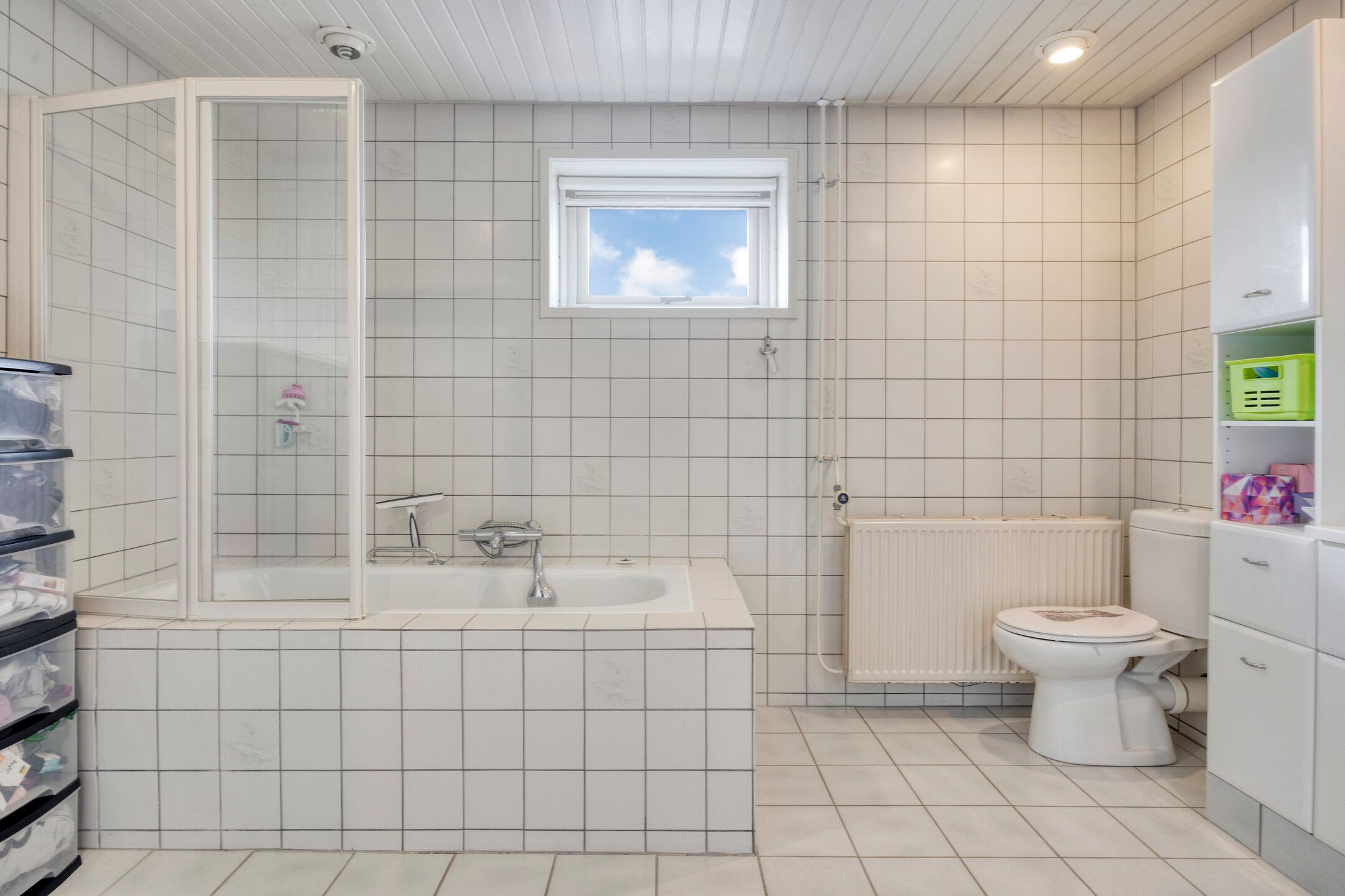 Charming thatched corner house with spacious garden in Almkerk — 24