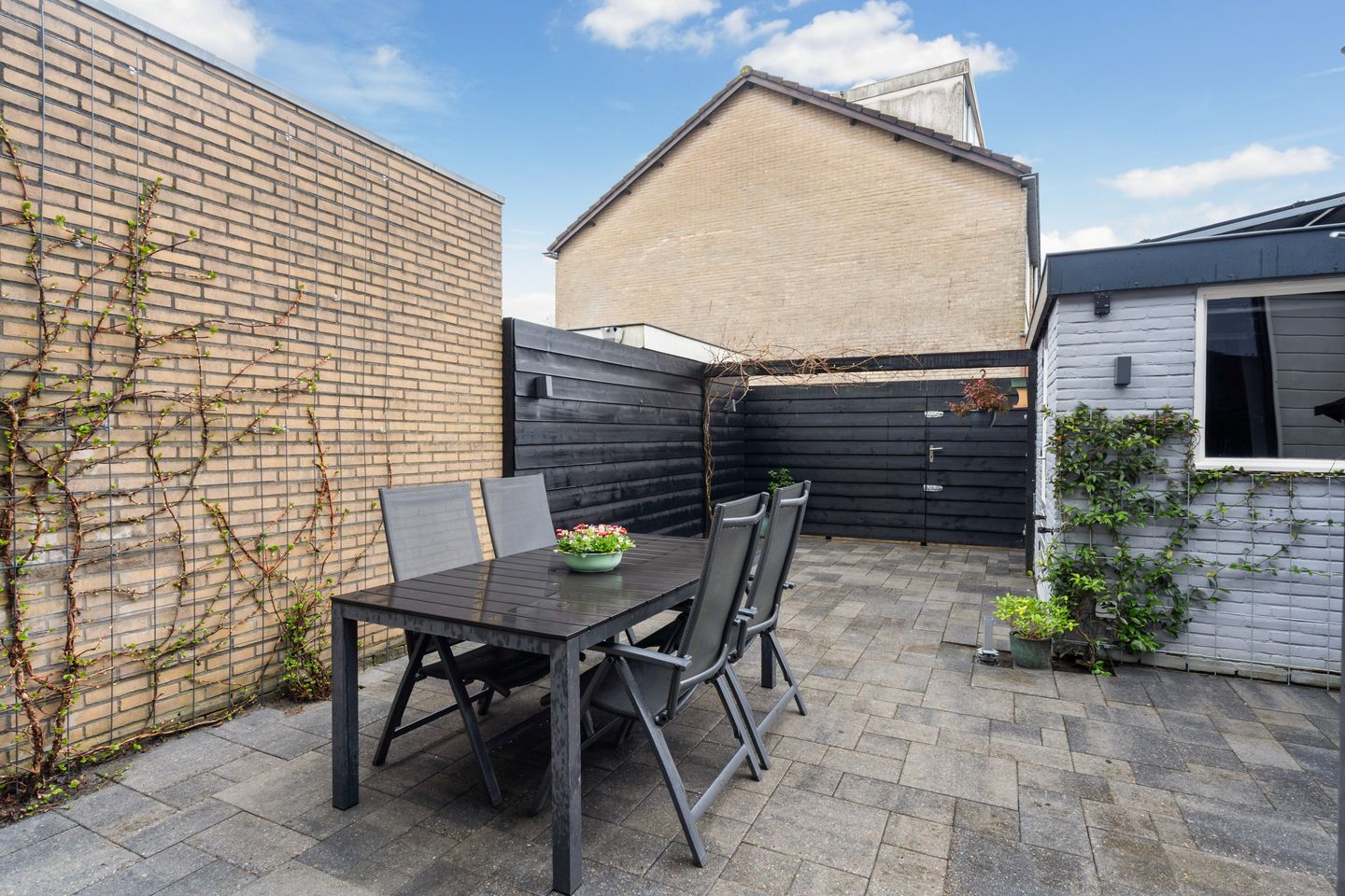 Foto 49 van John F. Kennedylaan 67