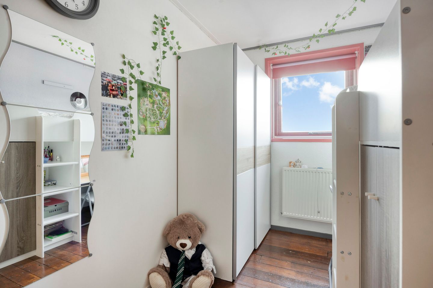 Charming thatched corner house with spacious garden in Almkerk — 19