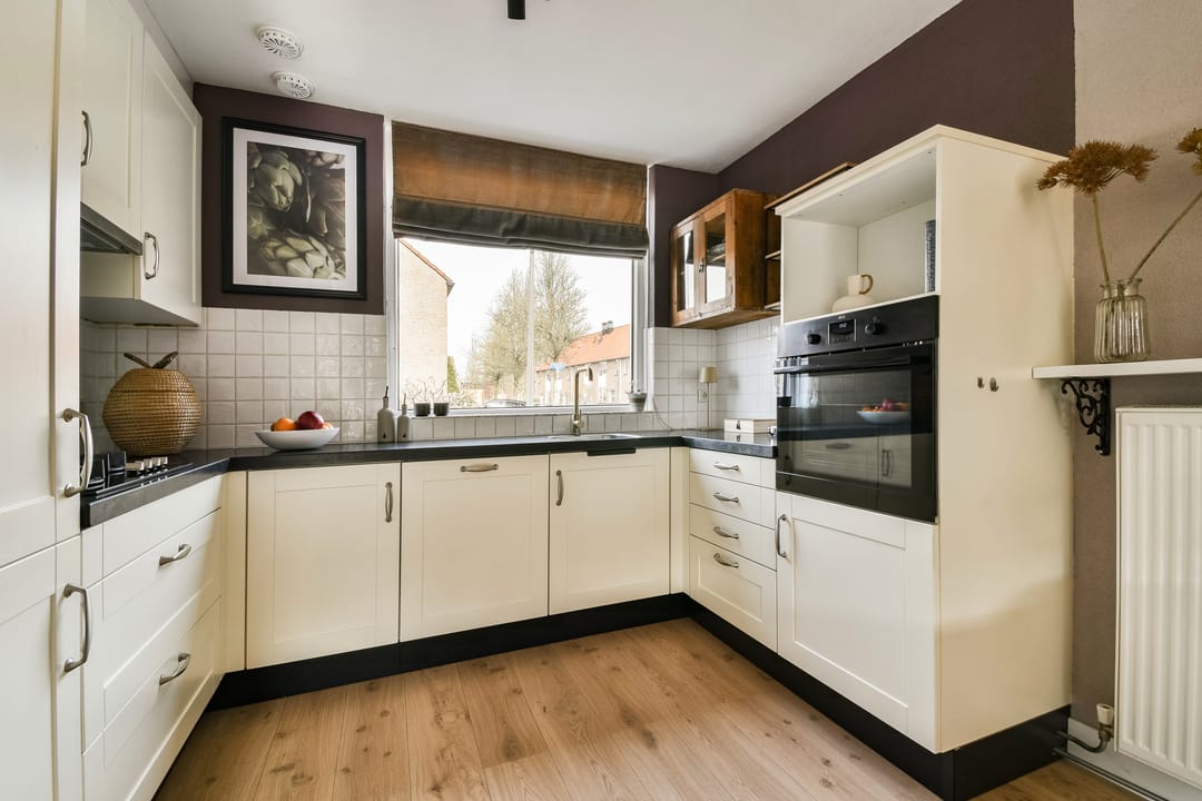 Photo 7 of Olykamp 94