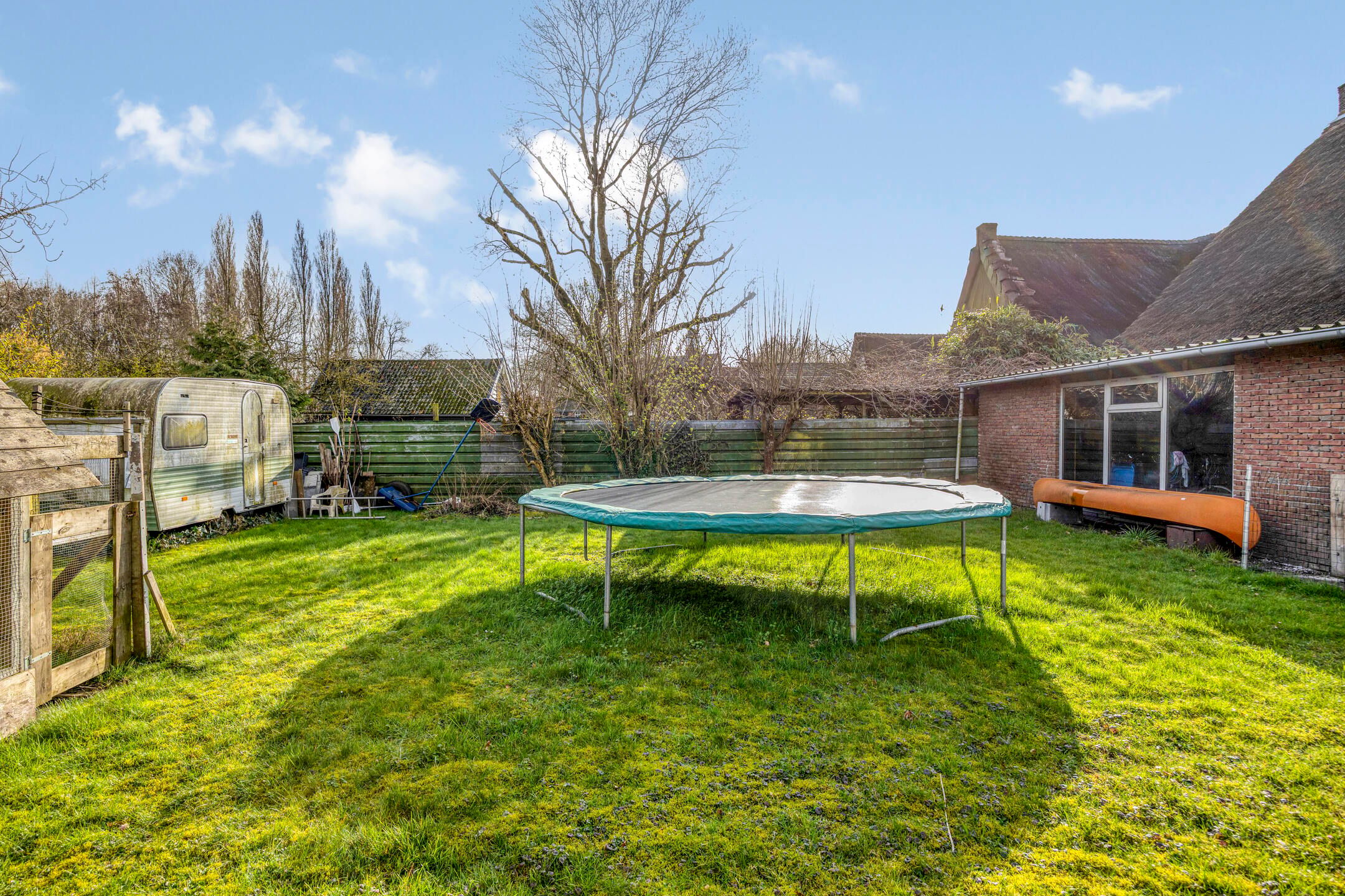 Charming thatched corner house with spacious garden in Almkerk — 36