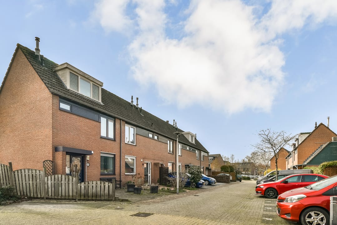 Photo 28 of Olykamp 94