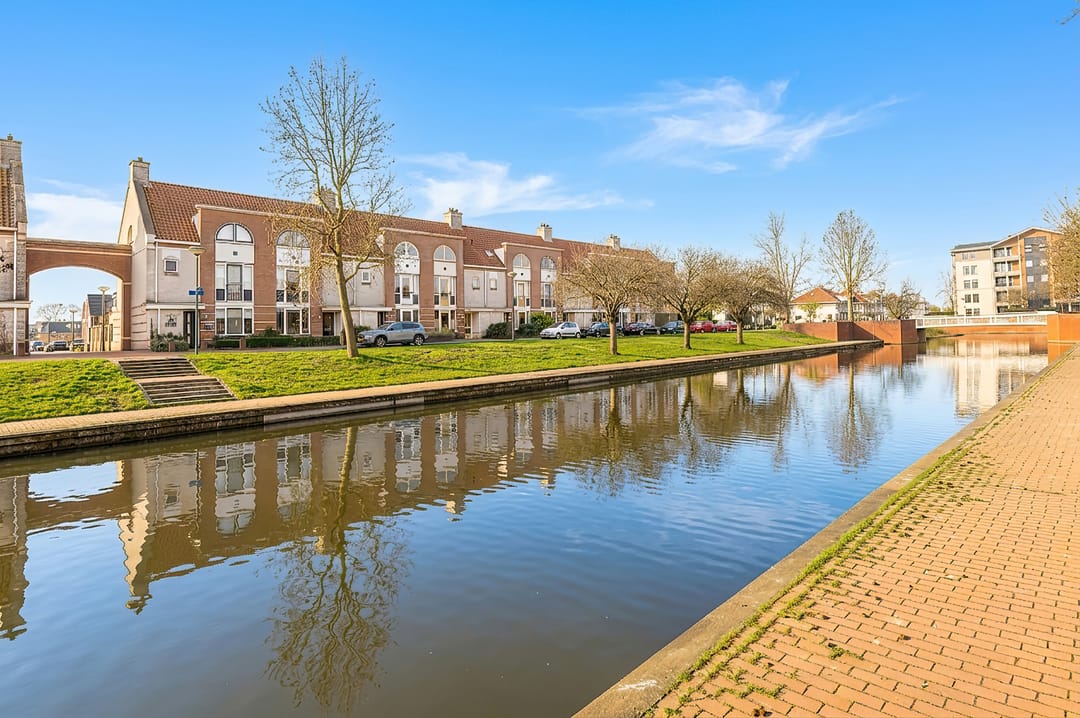 Foto 47 van Neptunus 61