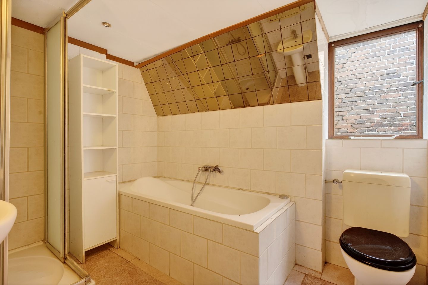 Photo 20 of Bavinkstraat 10