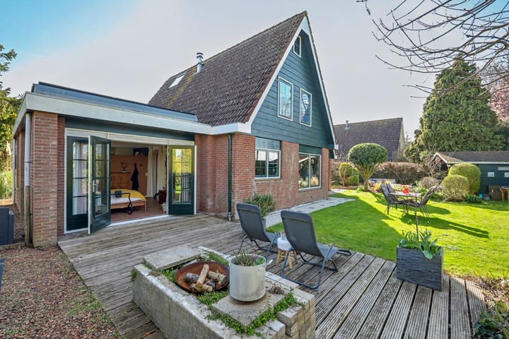 Photo 4 of Perenlaan 6.