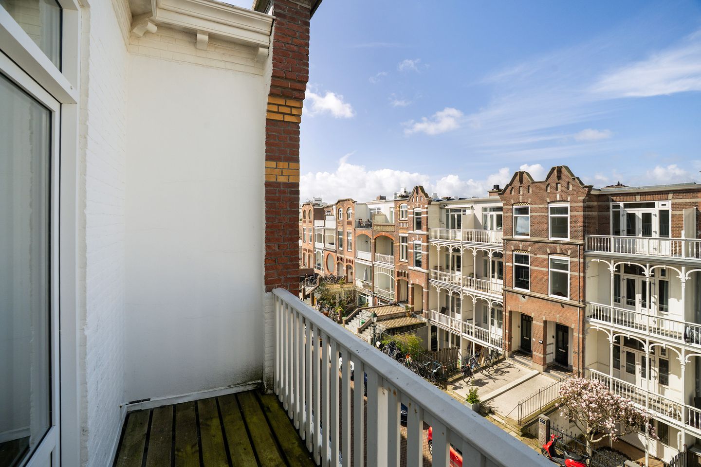 Photo 25 of Dirk Hoogenraadstraat 101