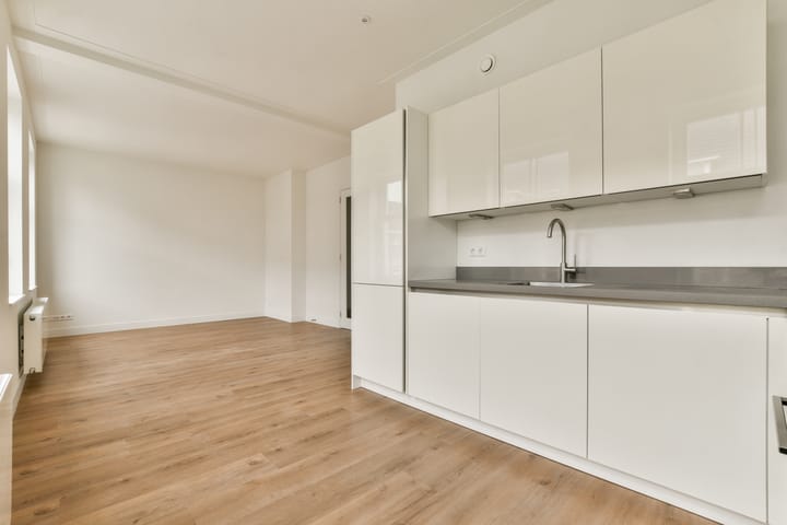 Photo 3 of Botticellistraat 38-2B