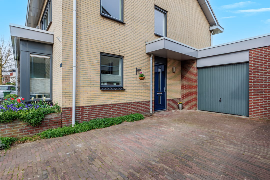 Photo 7 of Wetsteenstraat 8