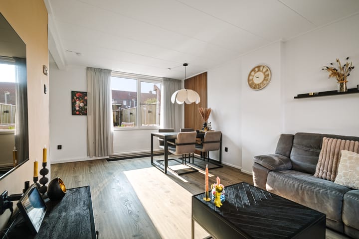 Photo 3 of Anthonie van Dyckstraat 19