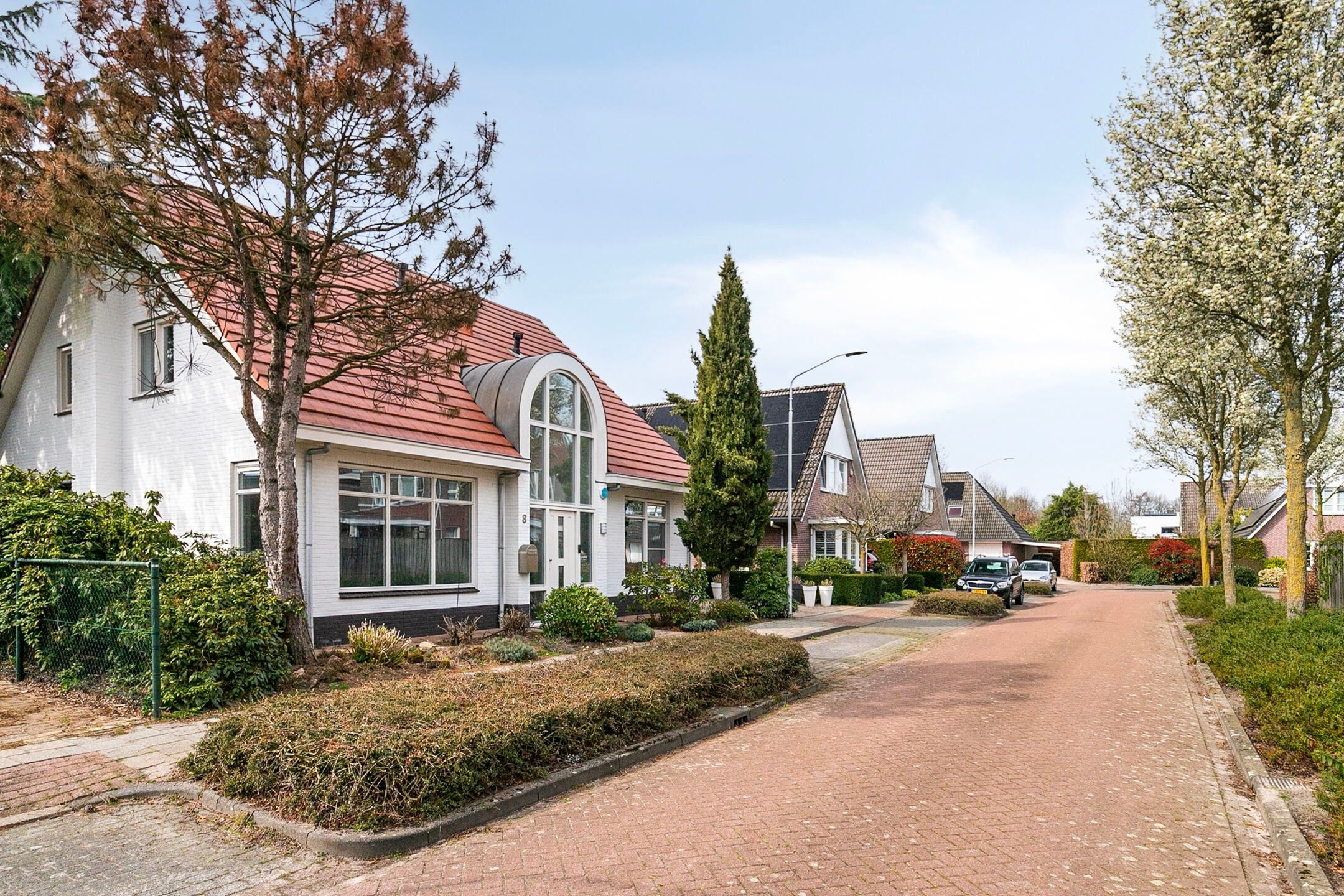 Luxurious Detached Villa with Exceptional Comfort and Light in Best — 49