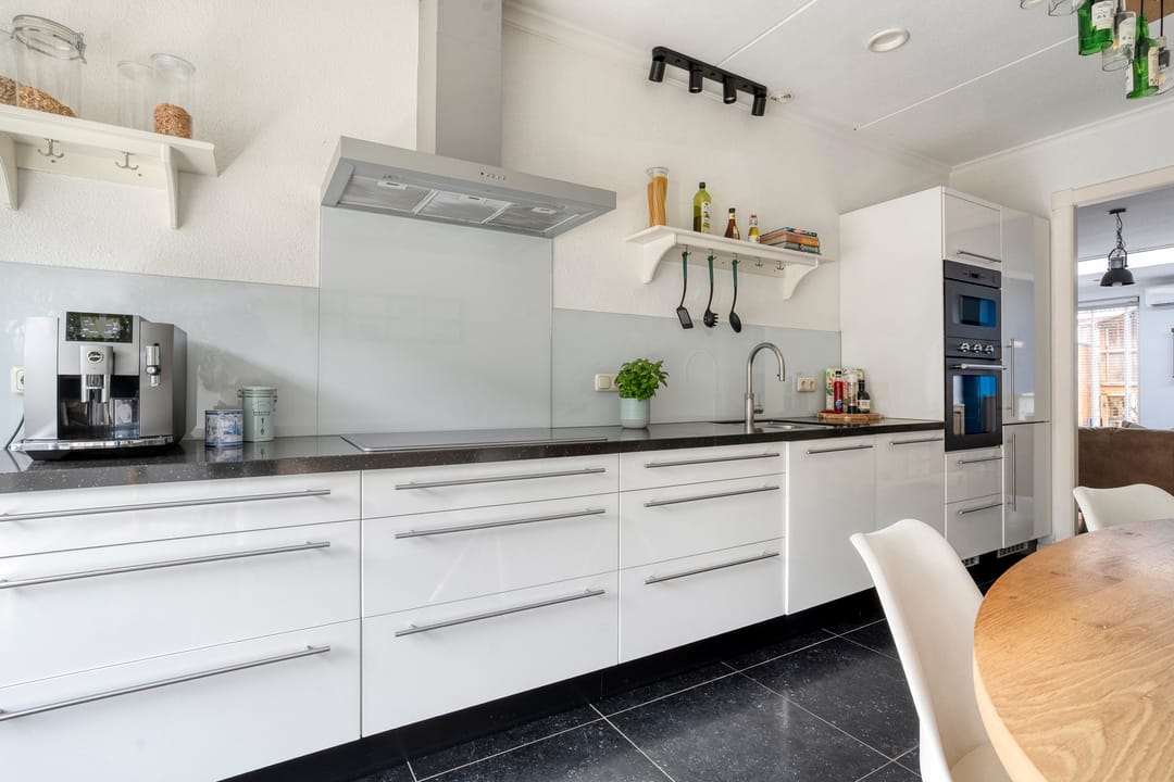 Foto 13 van De Genestetstraat 17