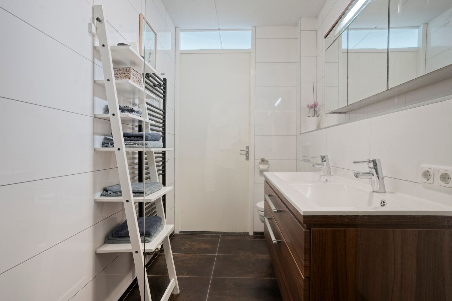 Spacious Semi-Detached Home with Five Bedrooms in Lasonder-Zeggelt — 25