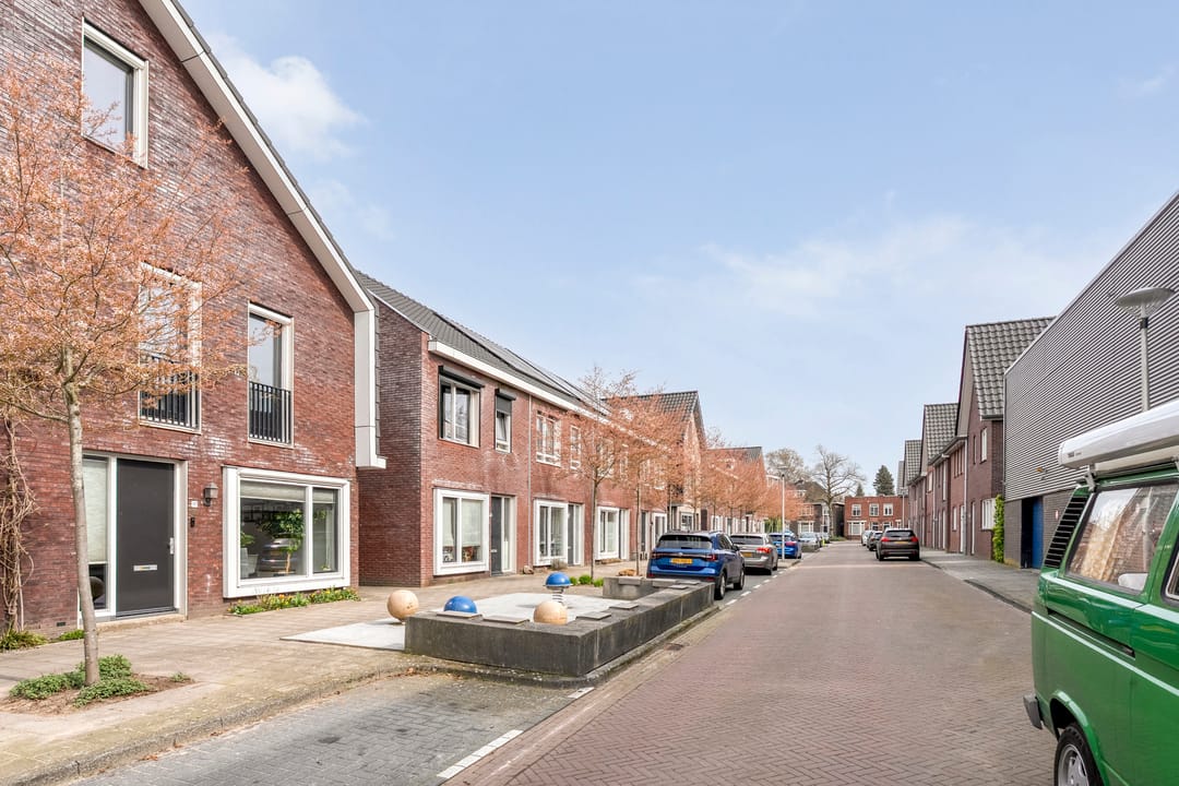 Foto 43 van De Genestetstraat 17