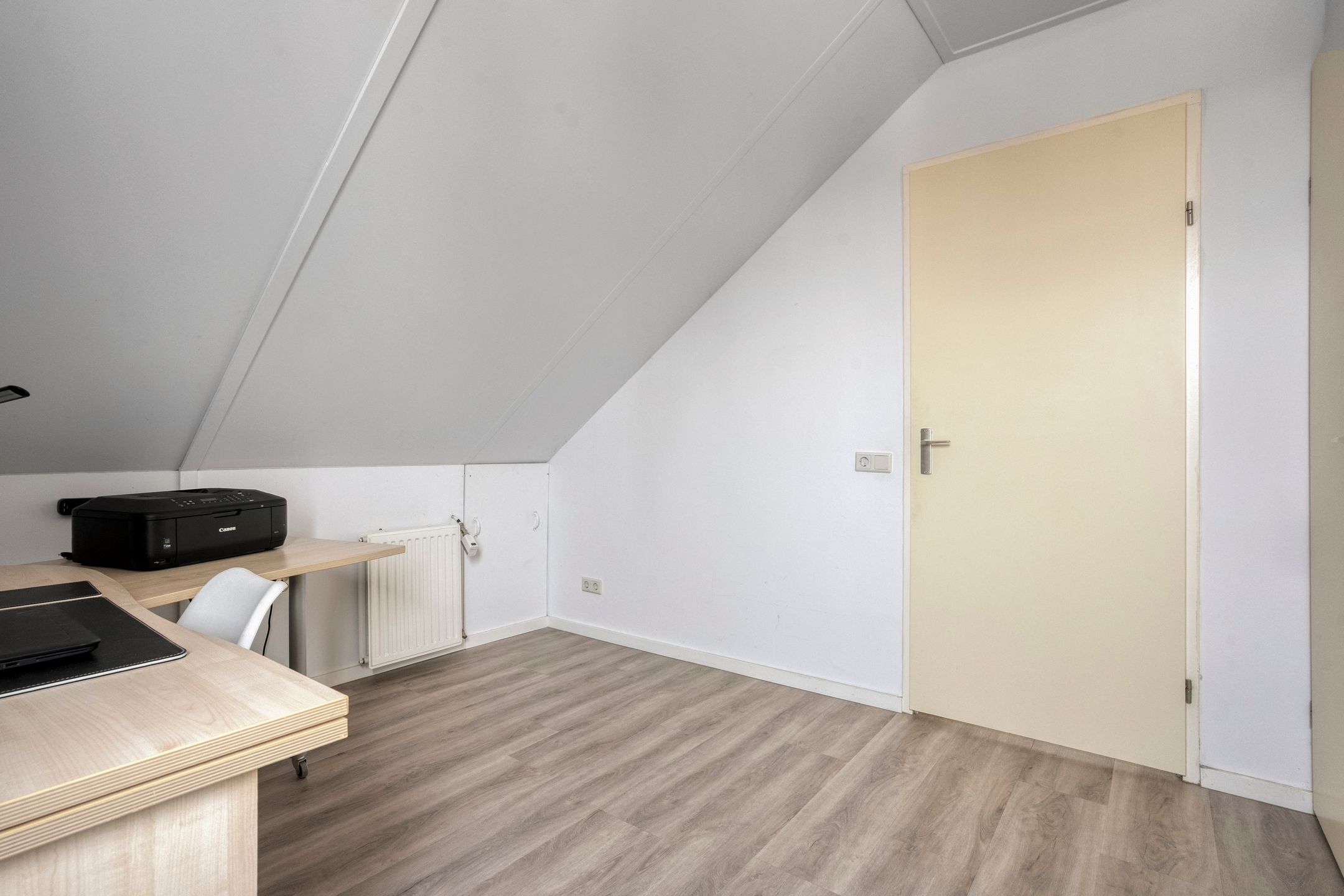 Foto 30 van De Genestetstraat 17