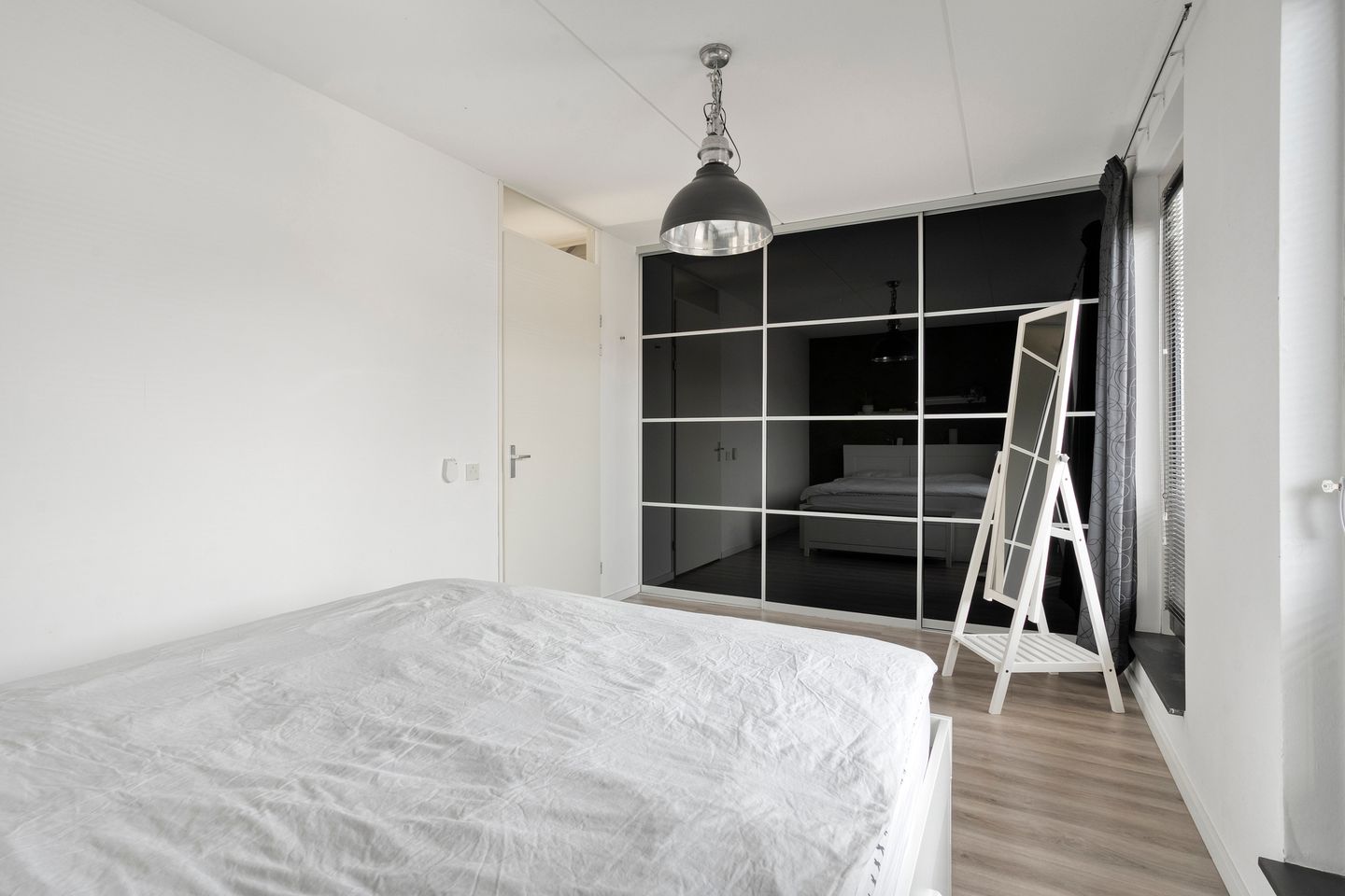 Foto 20 van De Genestetstraat 17