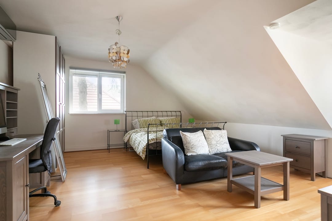 Luxurious Detached Villa with Exceptional Comfort and Light in Best — 30