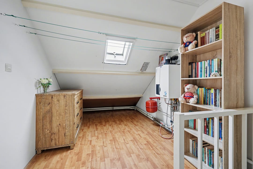 Photo 23 of Julianastraat 90