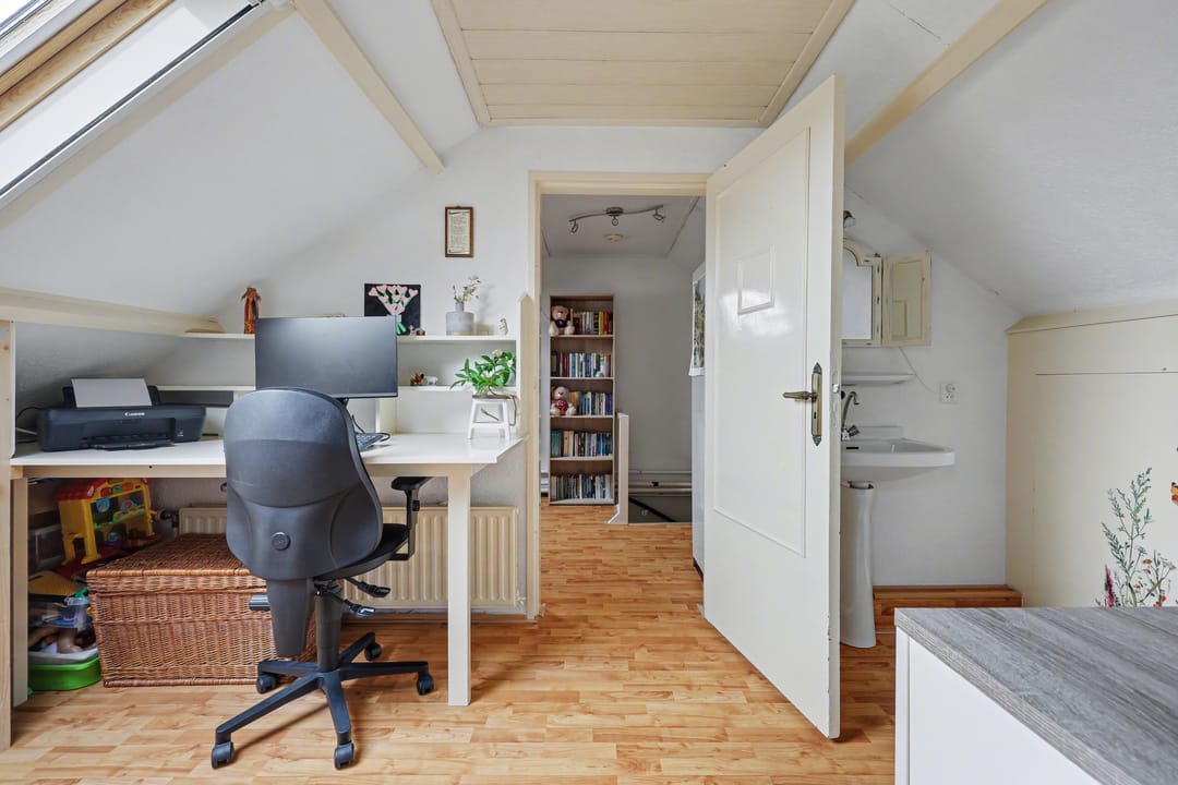 Photo 26 of Julianastraat 90