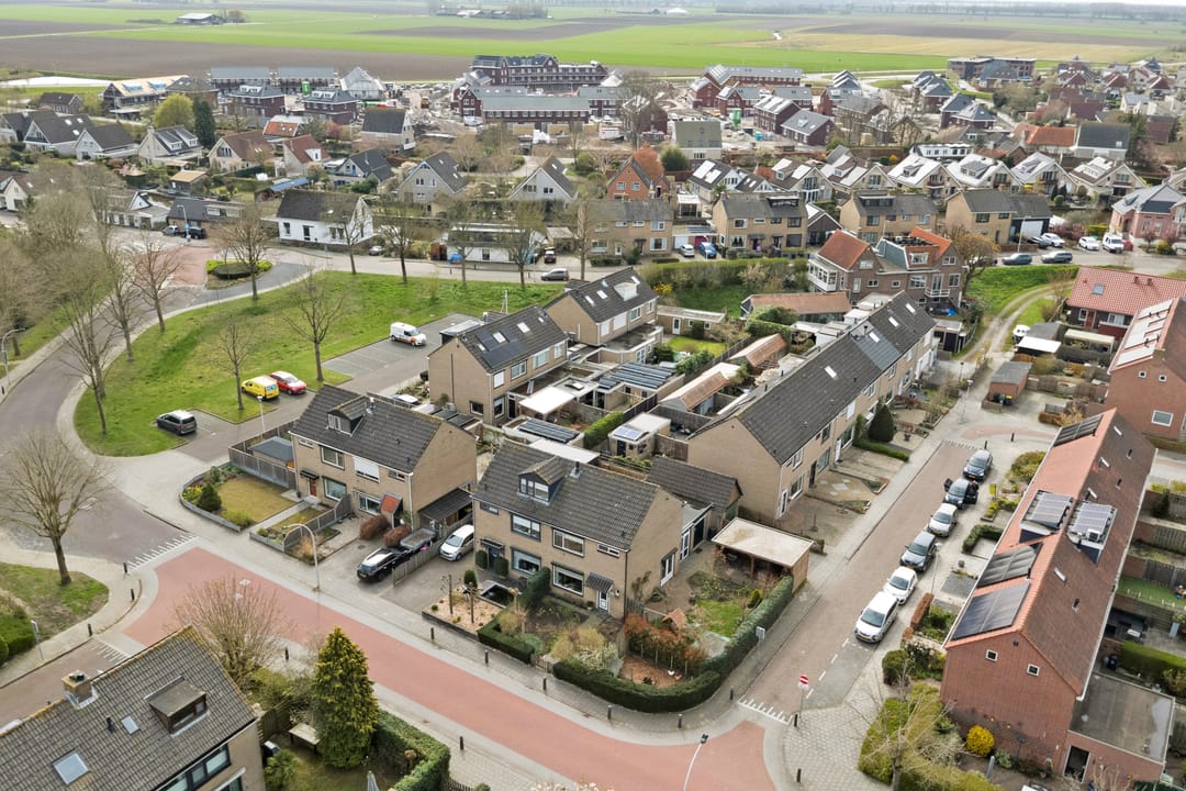 Photo 47 of Julianastraat 90