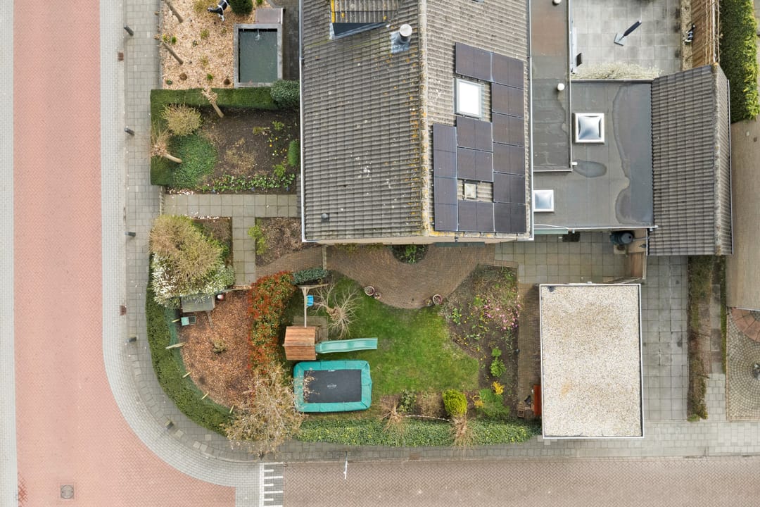 Photo 2 of Julianastraat 90