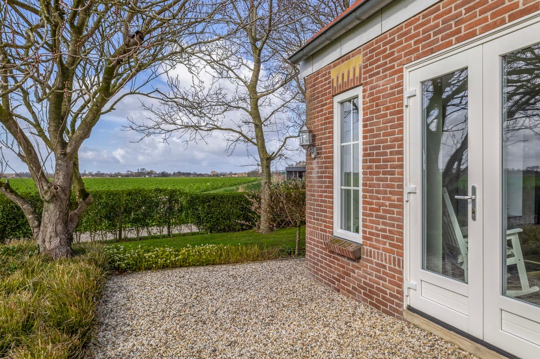 Modernised Country Estate with Equestrian Facilities Near the North Sea Coast — 12