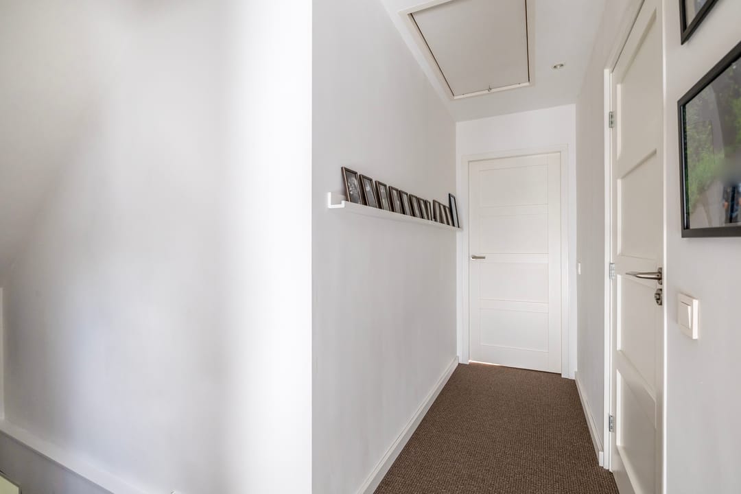Modernised Country Estate with Equestrian Facilities Near the North Sea Coast — 37