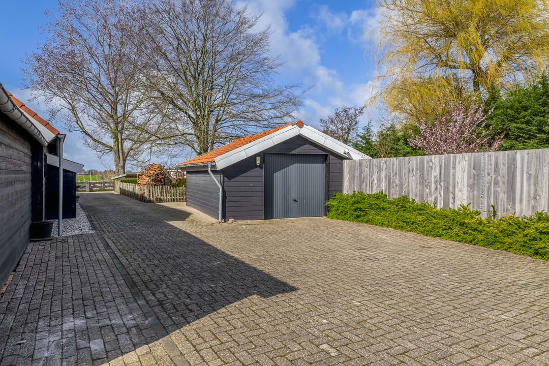 Modernised Country Estate with Equestrian Facilities Near the North Sea Coast — 57