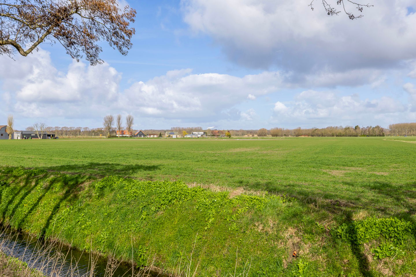 Modernised Country Estate with Equestrian Facilities Near the North Sea Coast — 80