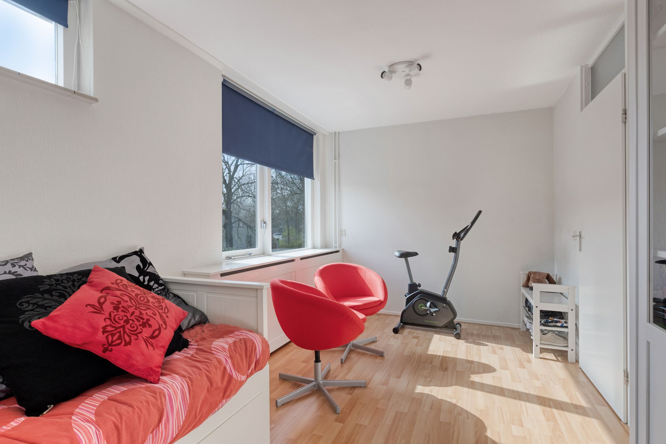 Instapklare tussenwoning met tuin aan rustige groene locatie in Arnhem — 27