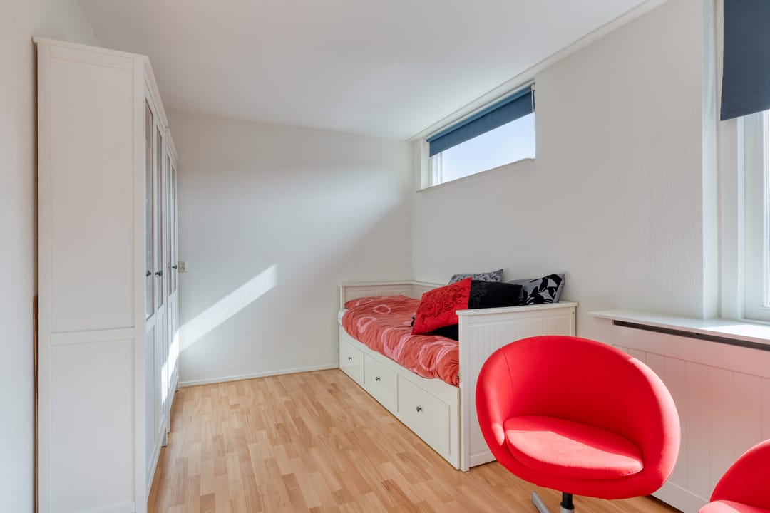 Instapklare tussenwoning met tuin aan rustige groene locatie in Arnhem — 28