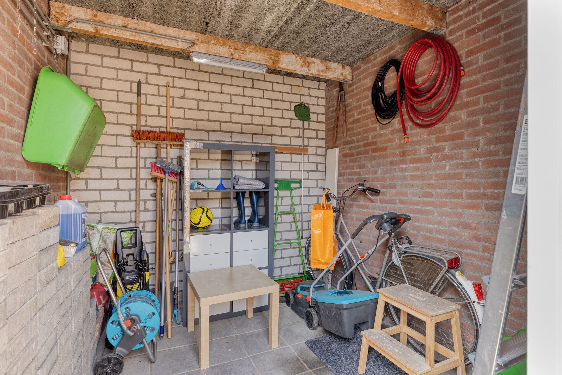 Instapklare tussenwoning met tuin aan rustige groene locatie in Arnhem — 39