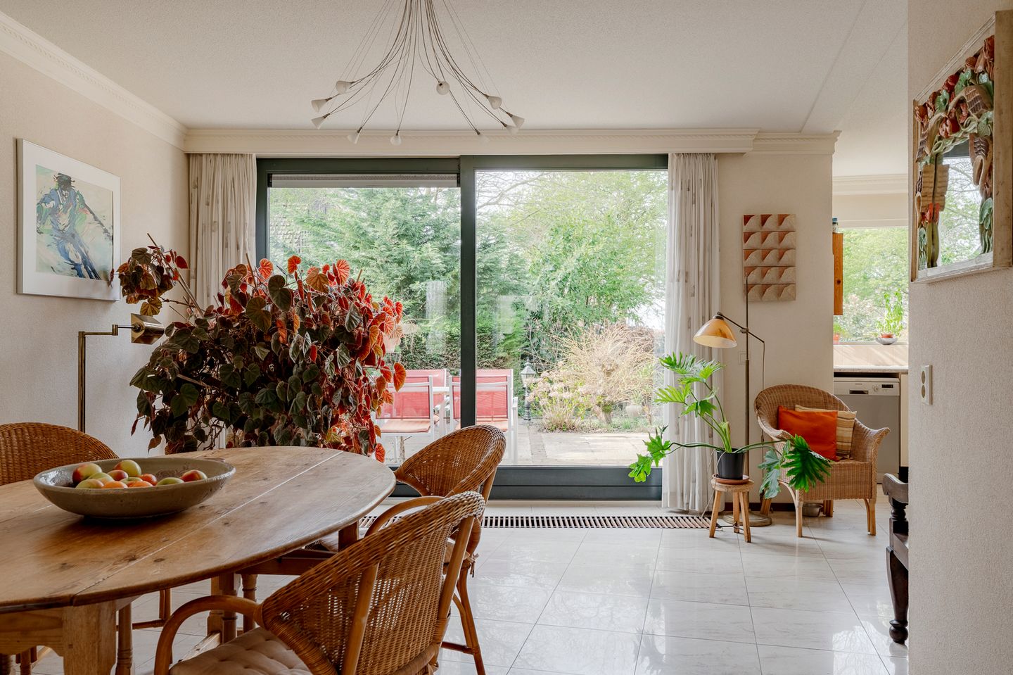 Semi-detached 55+ residence with garage and sunny garden in green park setting — 14