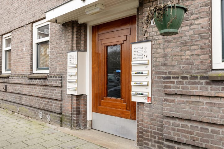 Foto 2 van Werkhoefstraat 17-02L