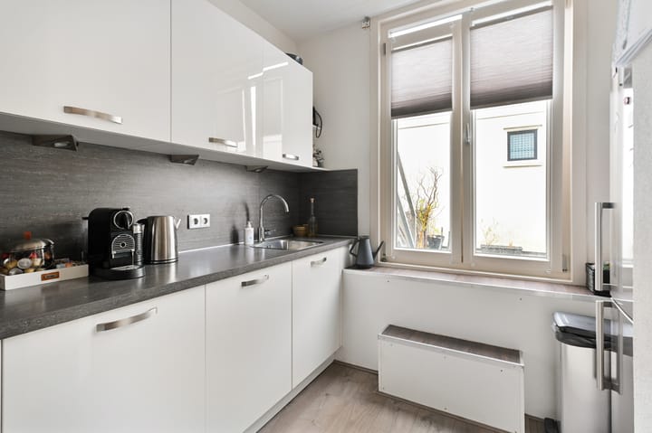 Appartement te koop: Van Brederodestraat 123, 'S-Gravenhage