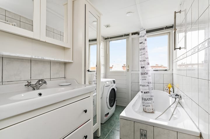 Appartement te koop: Van Brederodestraat 123, 'S-Gravenhage