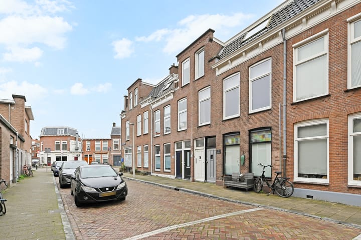 Foto 2 van Van Brederodestraat 123