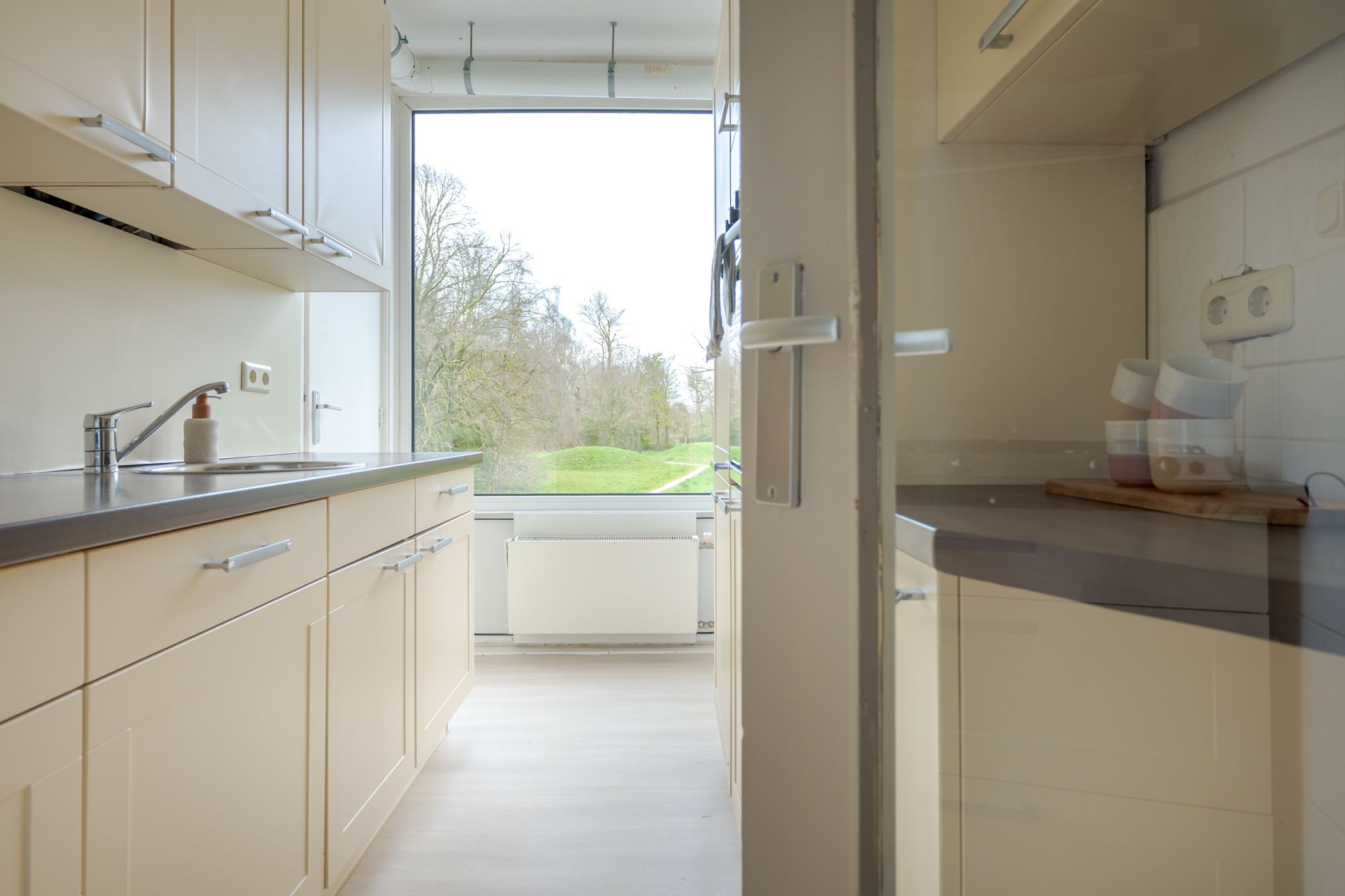 Bright apartment with two balconies and green views in Holtenbroek — 15