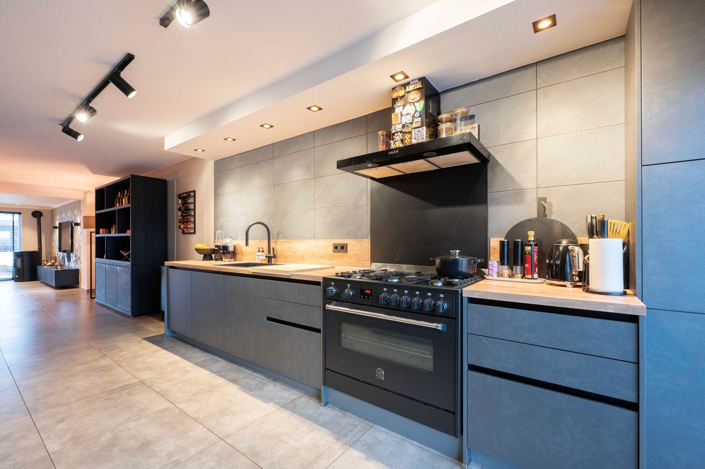 Spacious Move-In Ready Terraced Home with Modern Amenities in Oudenbosch — 20