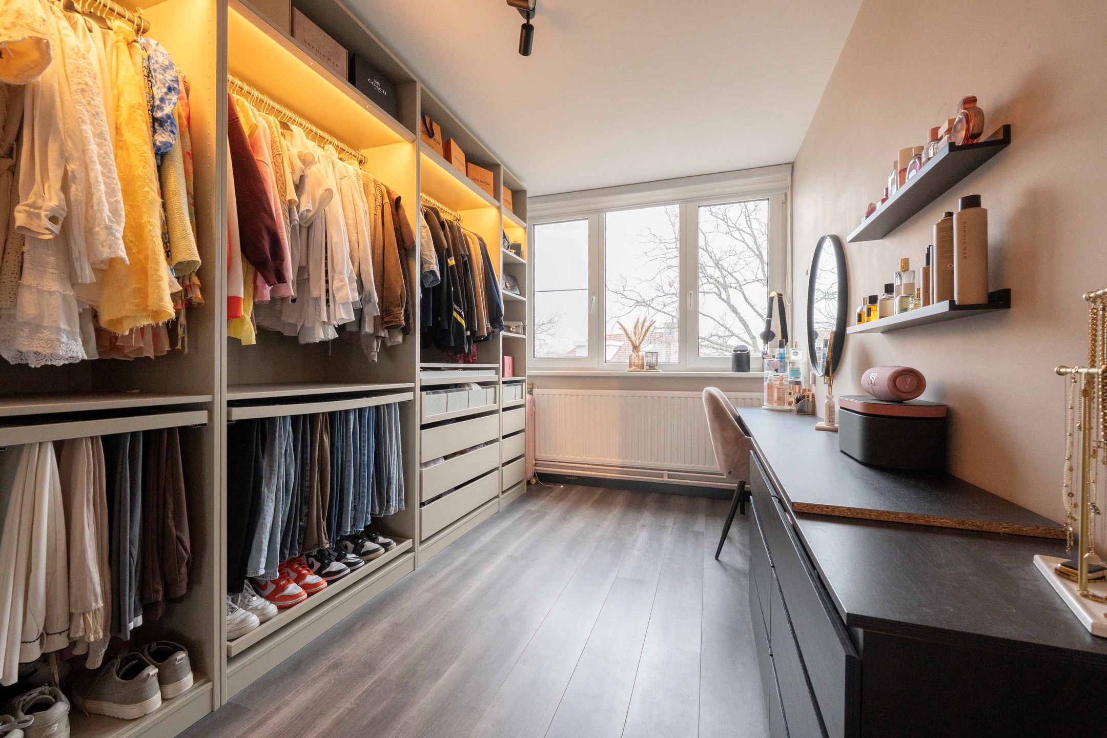 Spacious Move-In Ready Terraced Home with Modern Amenities in Oudenbosch — 36