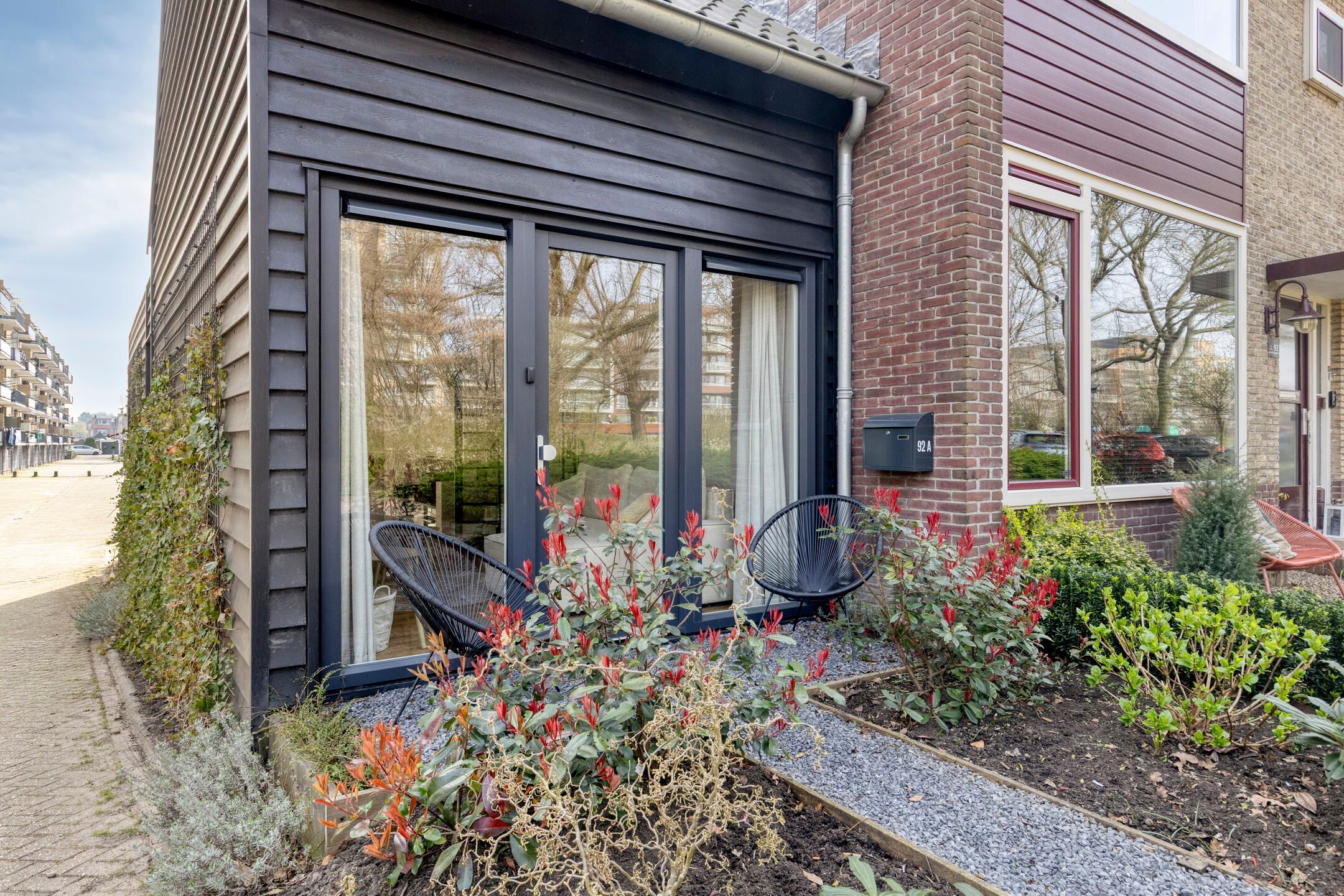Modern New Build End Terrace Home with Private Parking in City Center — 20