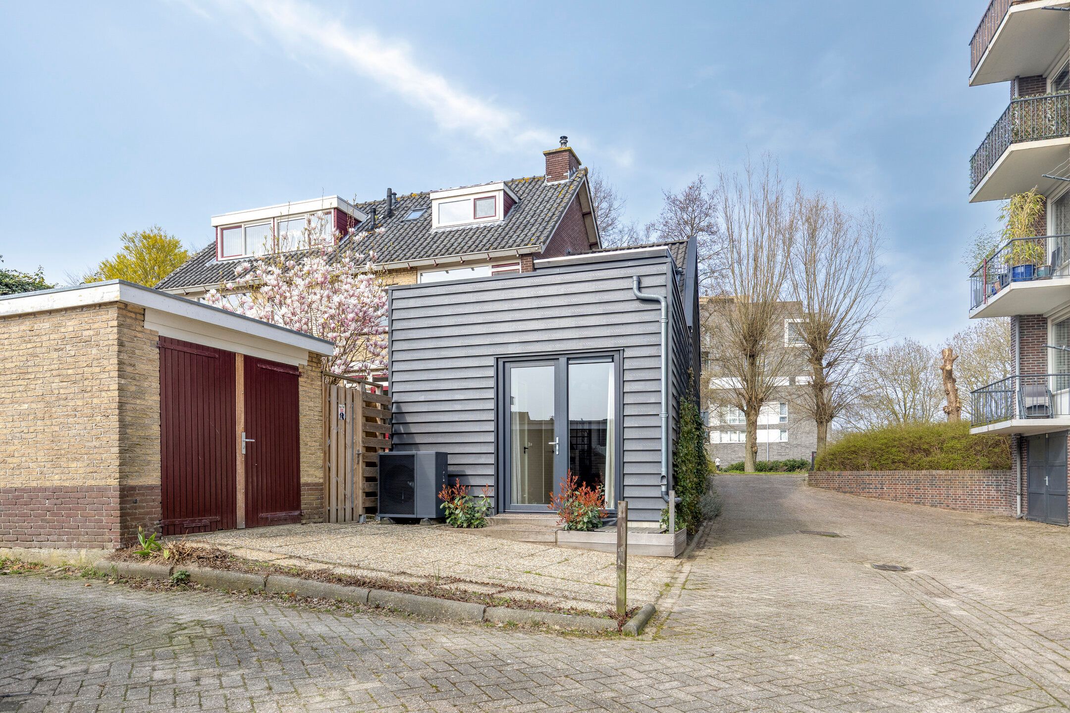 Modern New Build End Terrace Home with Private Parking in City Center — 23
