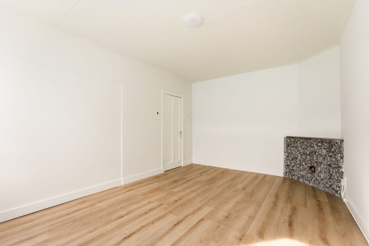 Photo 3 of Churchill-laan 36-2