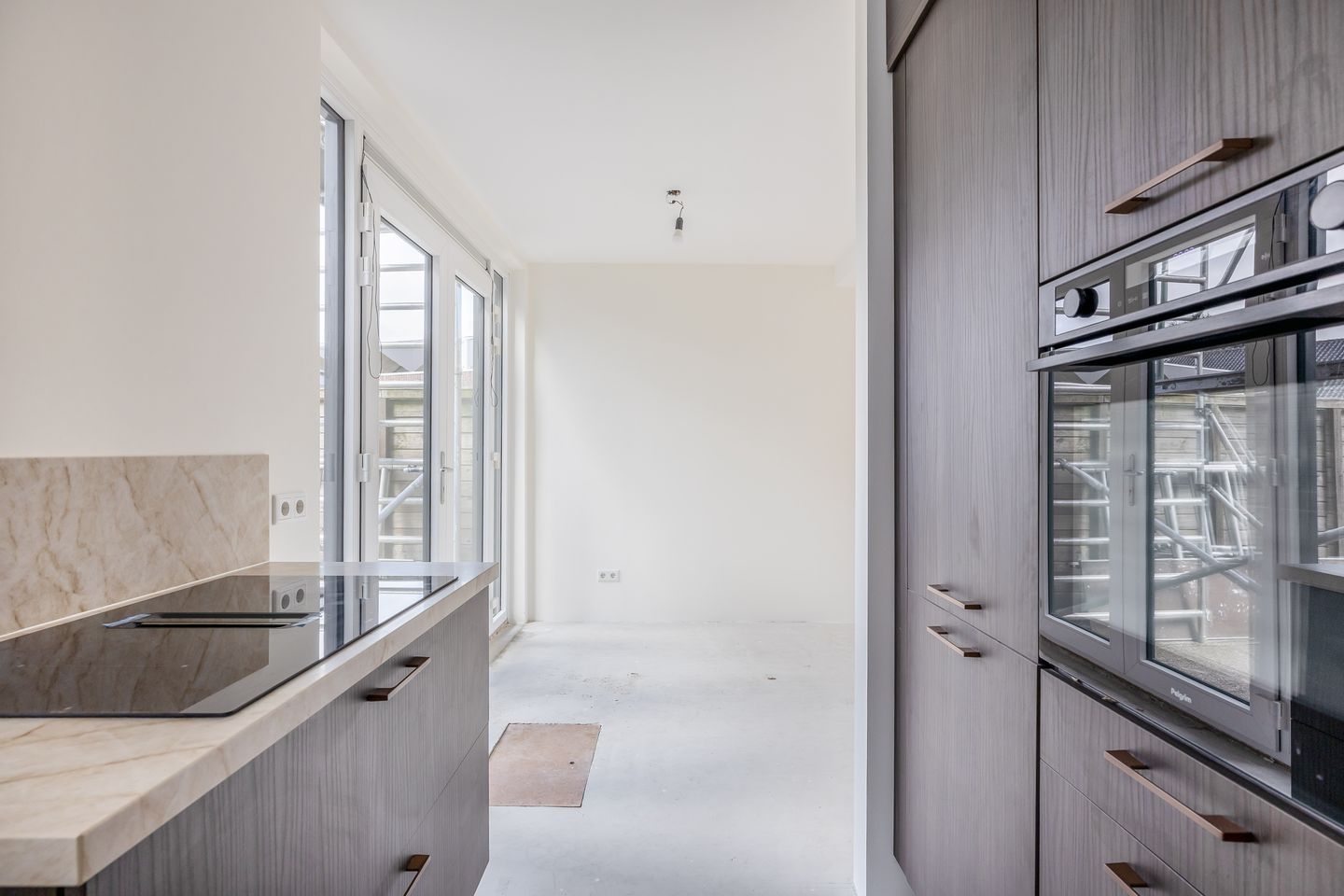 Fully Renovated Family Home with Luxury Finishes in Berkel Centrum — 12