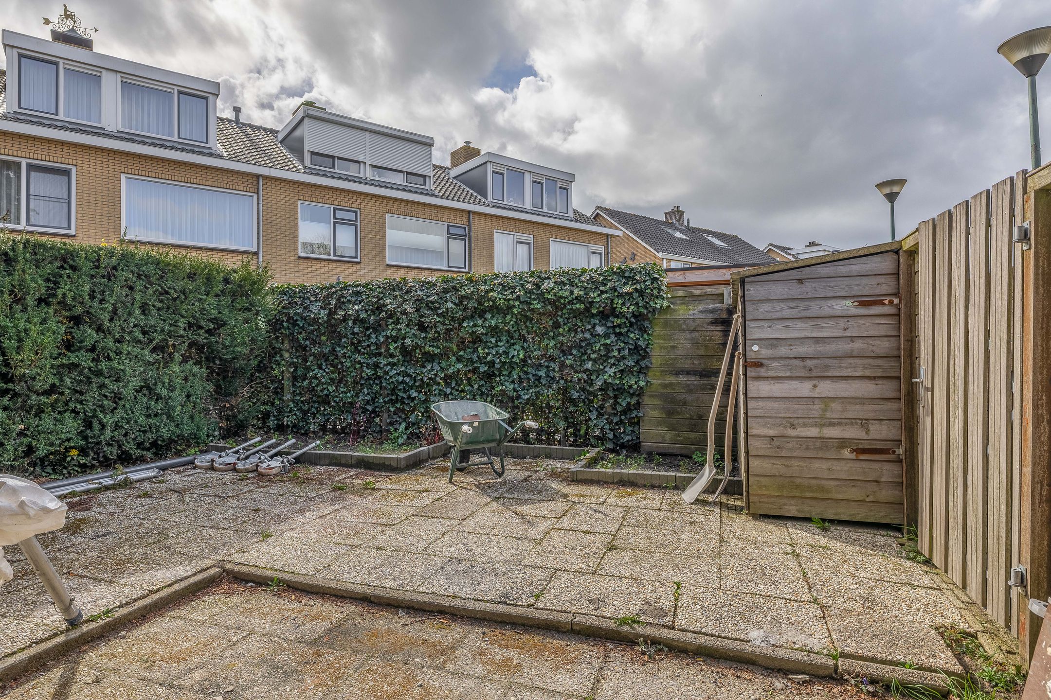 Fully Renovated Family Home with Luxury Finishes in Berkel Centrum — 16
