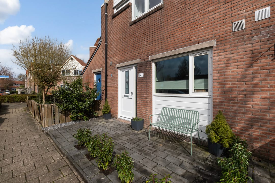Photo 23 of Thomsonstraat 240